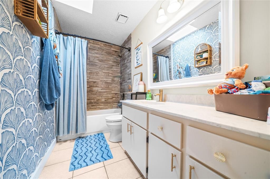 For Sale: $229,999 (3 beds, 2 baths, 1158 Square Feet)