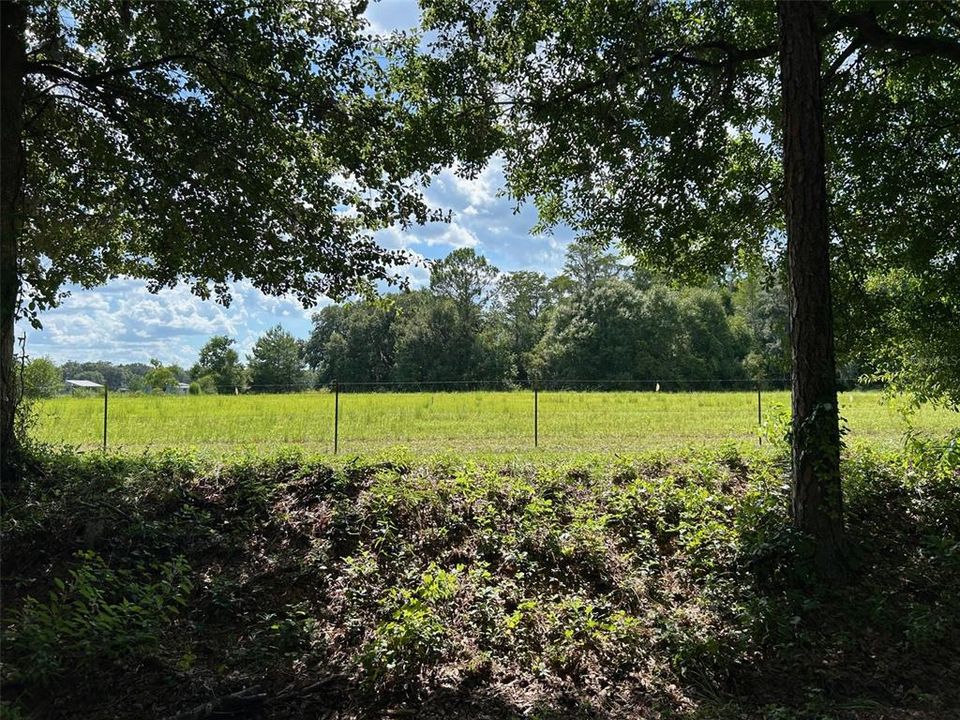 Vendido Recientemente: $49,900 (2.39 acres)