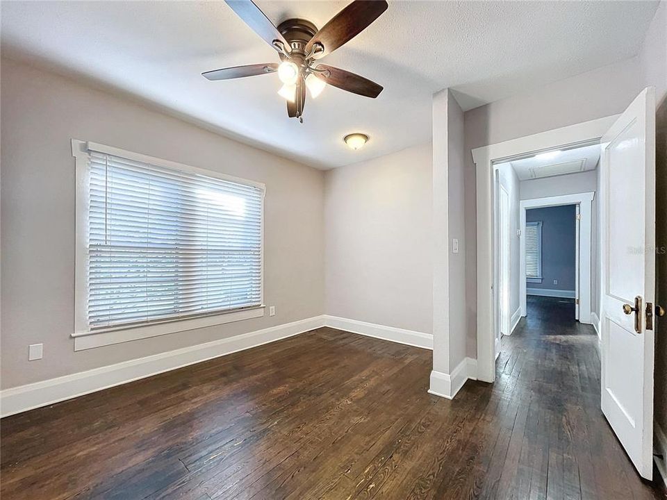 Active With Contract: $2,500 (2 beds, 2 baths, 1340 Square Feet)