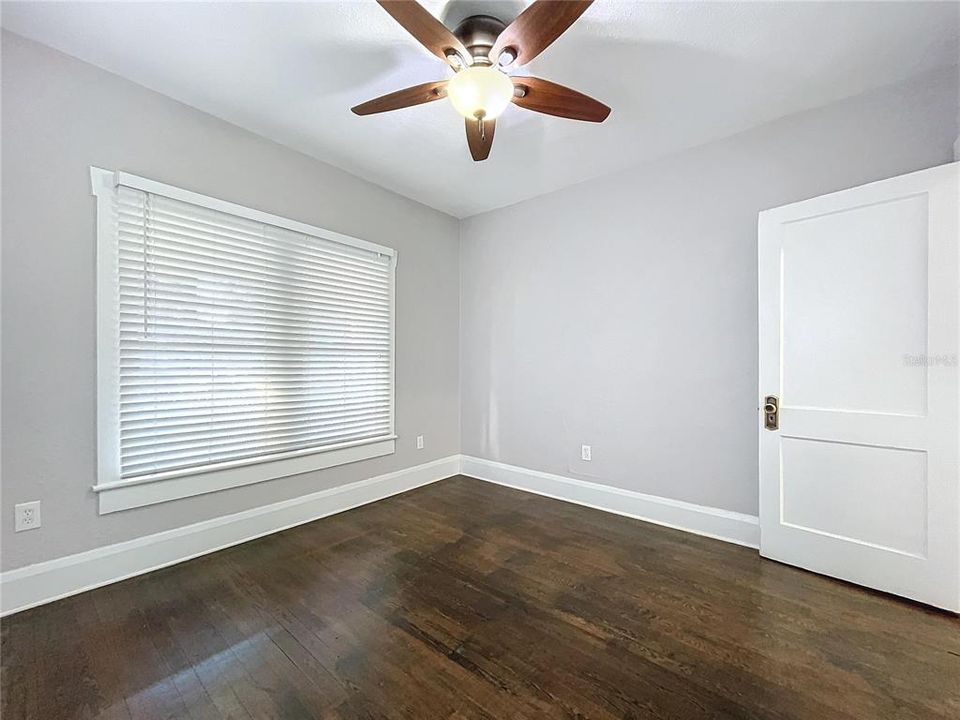 Active With Contract: $2,500 (2 beds, 2 baths, 1340 Square Feet)