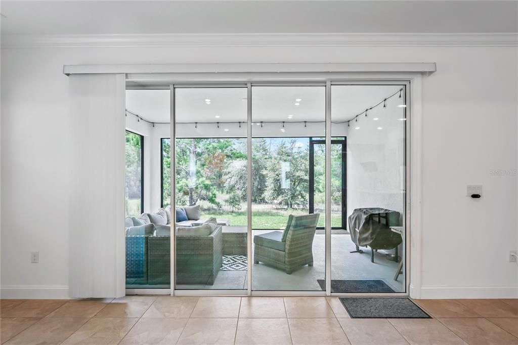 En Venta: $515,000 (4 camas, 3 baños, 3030 Pies cuadrados)