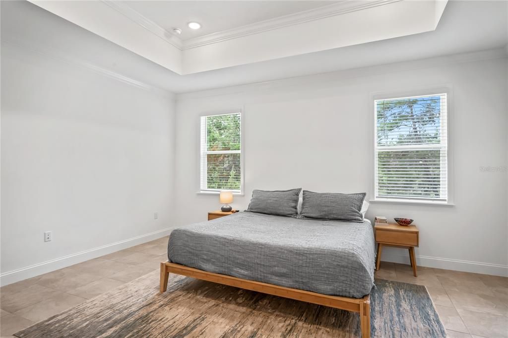 En Venta: $515,000 (4 camas, 3 baños, 3030 Pies cuadrados)