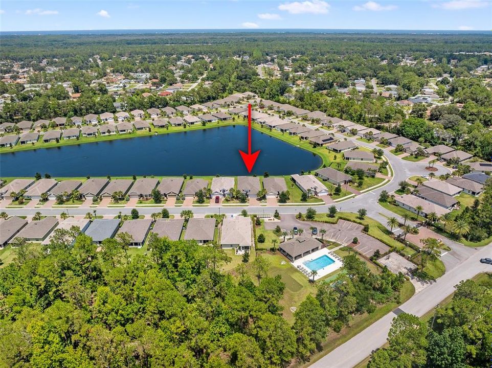 Activo con contrato: $409,900 (3 camas, 2 baños, 2092 Pies cuadrados)