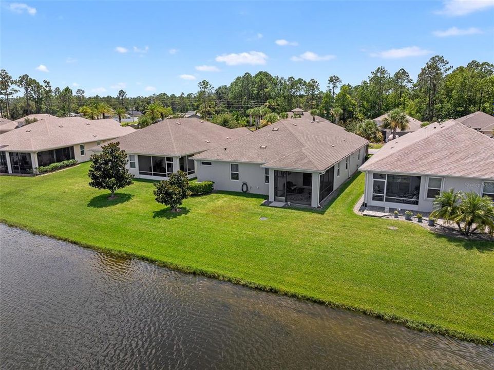 Activo con contrato: $409,900 (3 camas, 2 baños, 2092 Pies cuadrados)