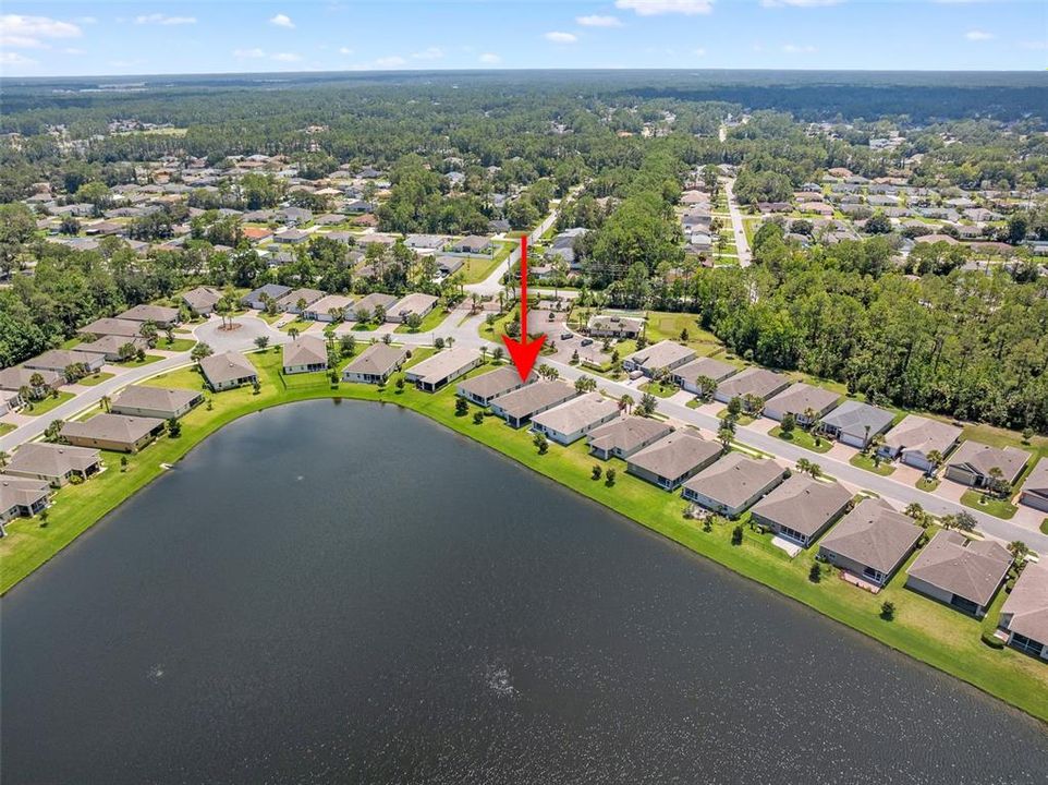 Activo con contrato: $409,900 (3 camas, 2 baños, 2092 Pies cuadrados)