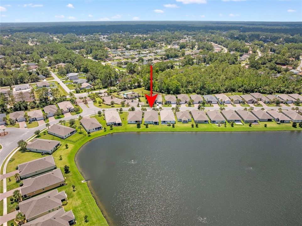 Activo con contrato: $409,900 (3 camas, 2 baños, 2092 Pies cuadrados)