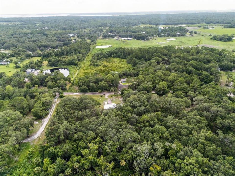 待售: $299,000 (5.50 acres)