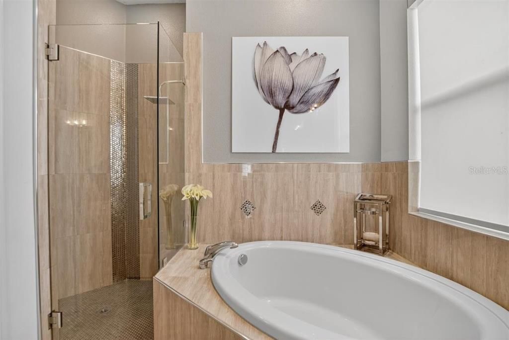 For Sale: $565,000 (4 beds, 3 baths, 2268 Square Feet)