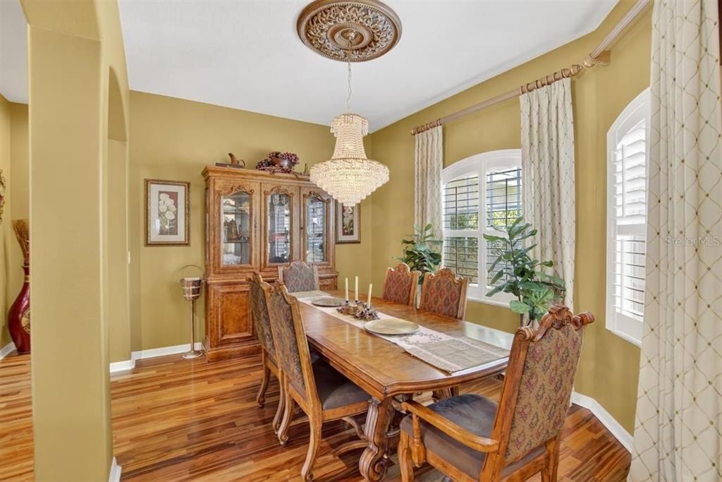 For Sale: $565,000 (4 beds, 3 baths, 2268 Square Feet)