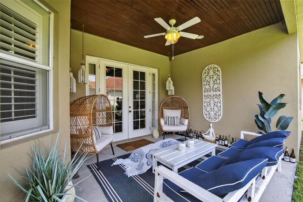 For Sale: $565,000 (4 beds, 3 baths, 2268 Square Feet)