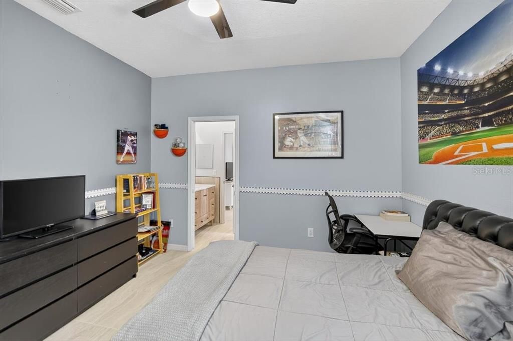 For Sale: $565,000 (4 beds, 3 baths, 2268 Square Feet)