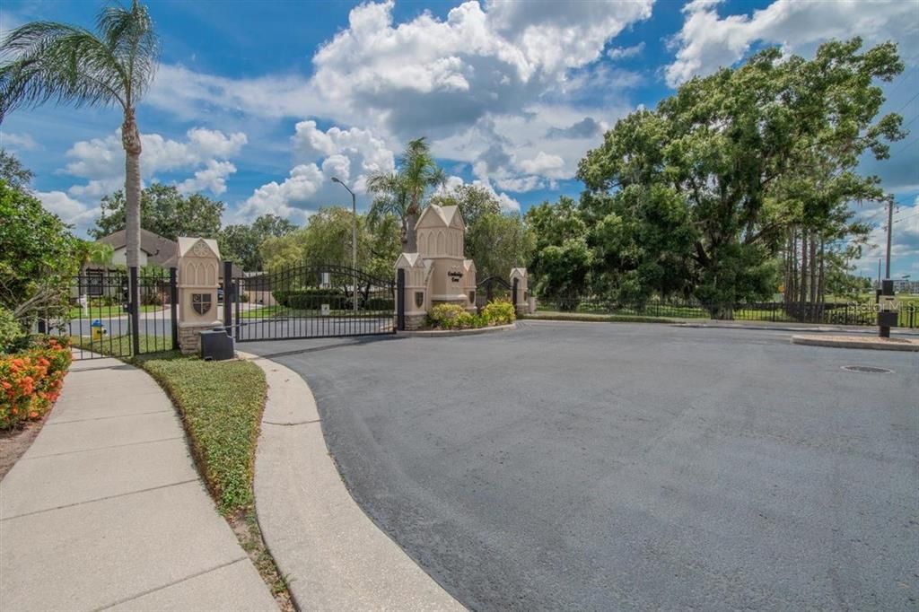 For Sale: $565,000 (4 beds, 3 baths, 2268 Square Feet)