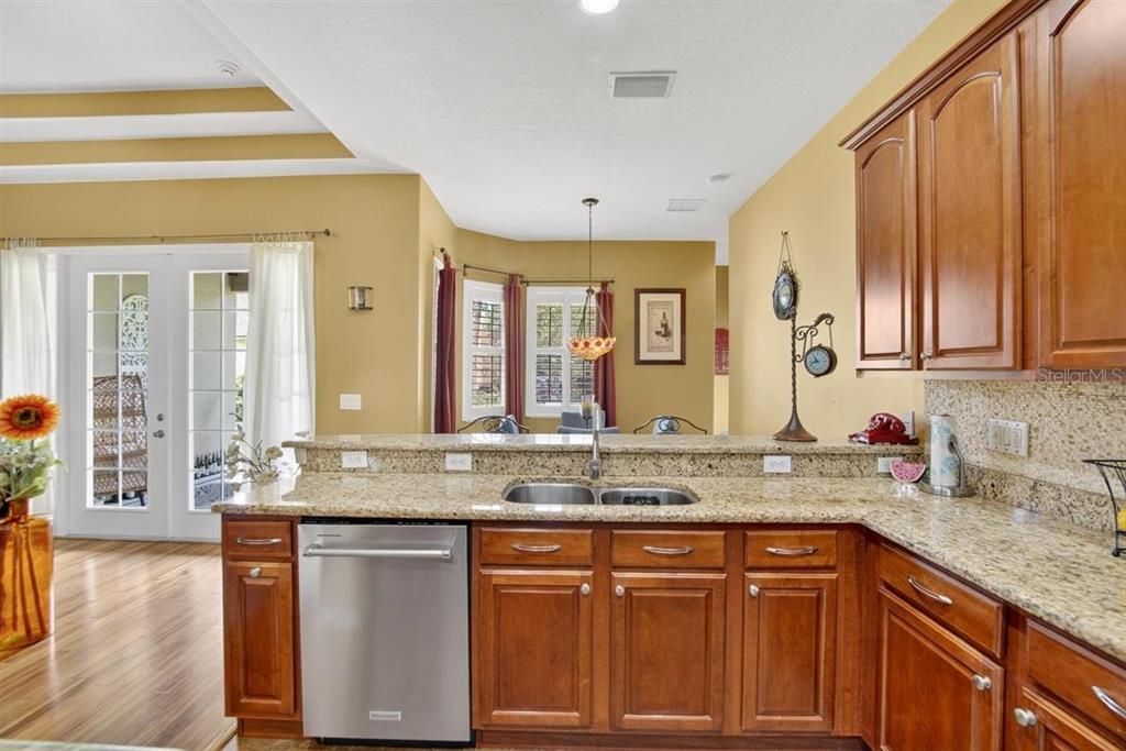 For Sale: $565,000 (4 beds, 3 baths, 2268 Square Feet)