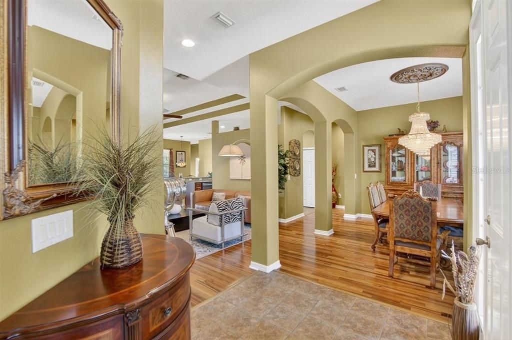 For Sale: $565,000 (4 beds, 3 baths, 2268 Square Feet)