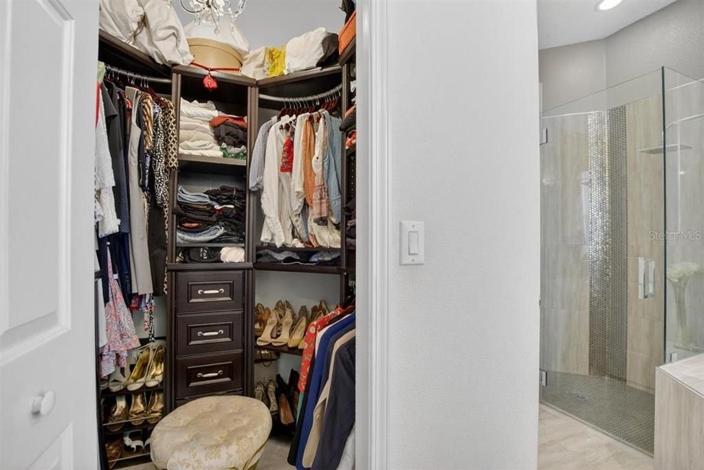 For Sale: $565,000 (4 beds, 3 baths, 2268 Square Feet)