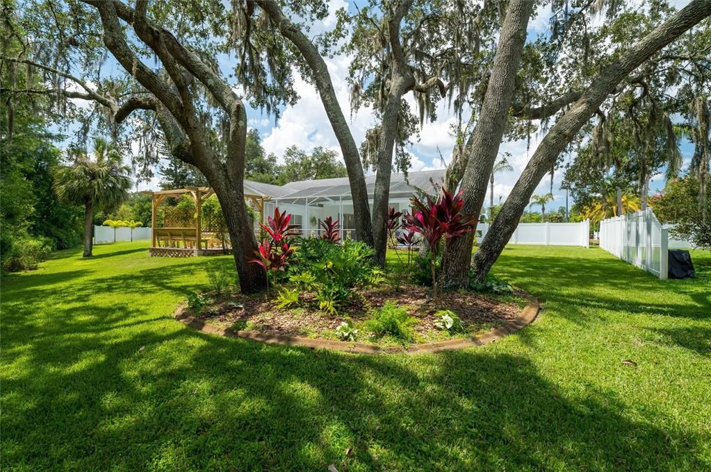 На продажу: $639,000 (3 спален, 2 ванн, 2698 Квадратных фут)