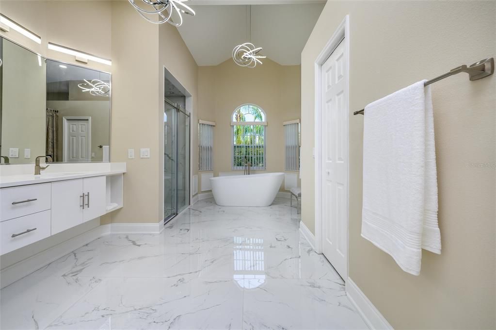 На продажу: $639,000 (3 спален, 2 ванн, 2698 Квадратных фут)