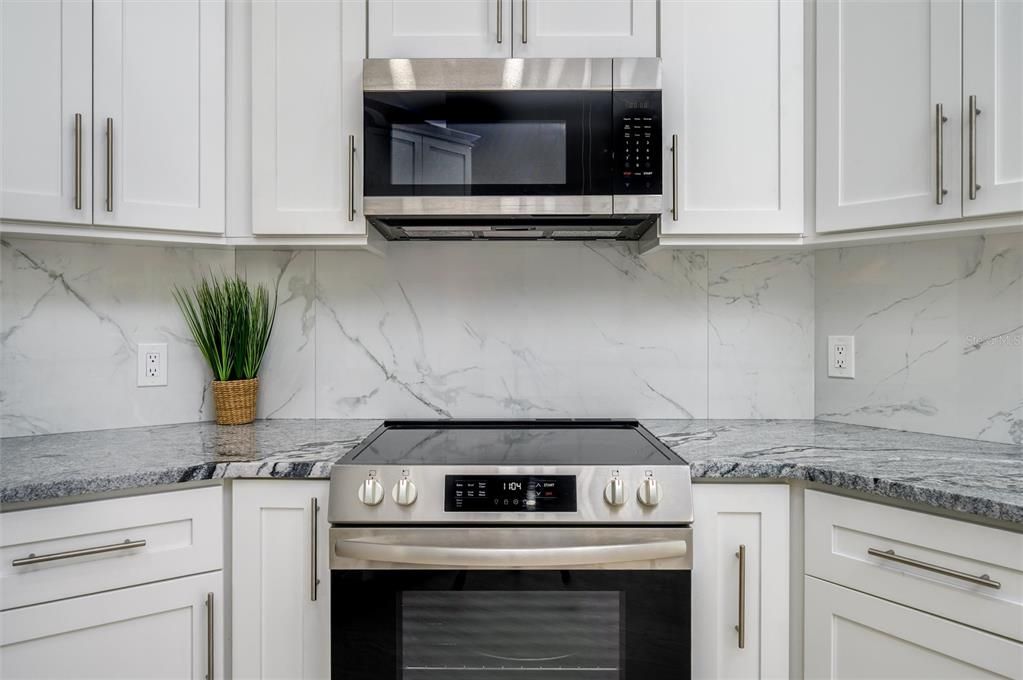 На продажу: $639,000 (3 спален, 2 ванн, 2698 Квадратных фут)