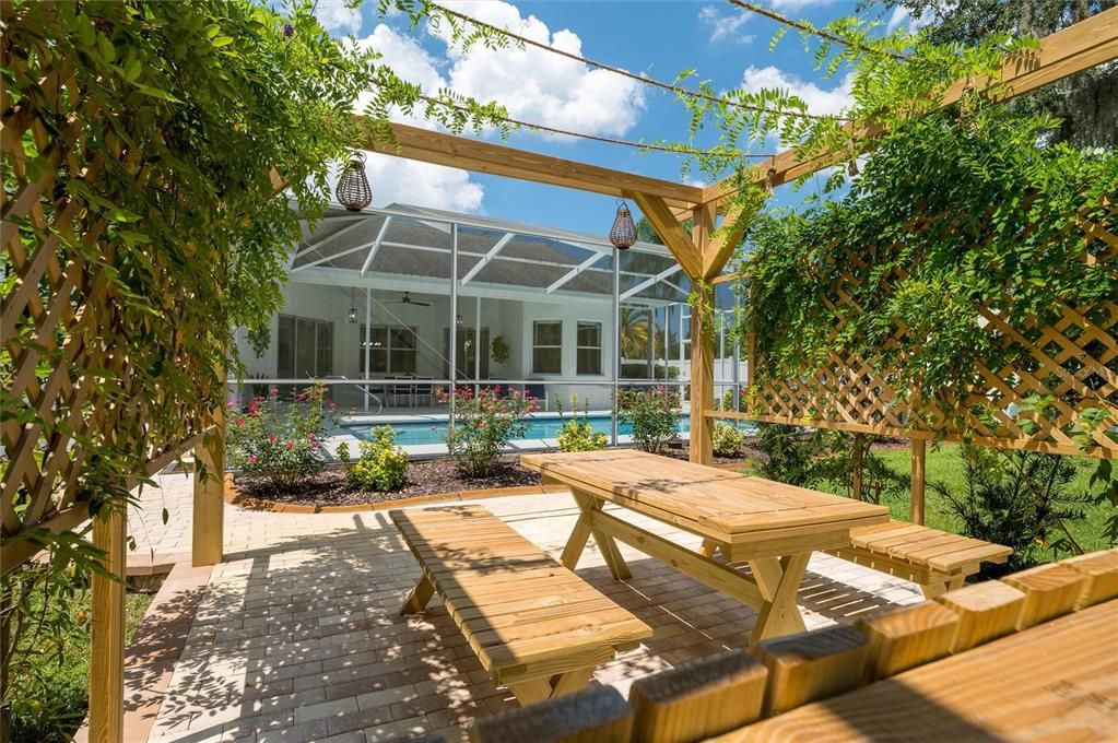 На продажу: $639,000 (3 спален, 2 ванн, 2698 Квадратных фут)