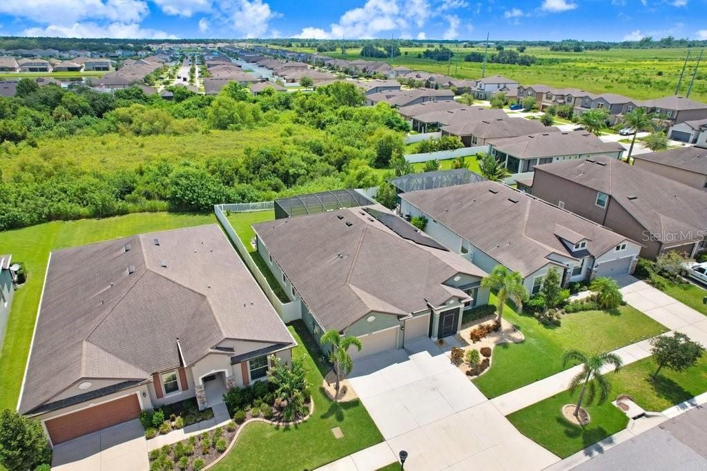 Activo con contrato: $549,900 (4 camas, 2 baños, 2484 Pies cuadrados)