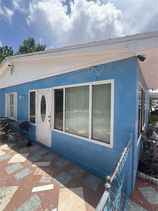 Active With Contract: $189,000 (3 beds, 3 baths, 1786 Square Feet)