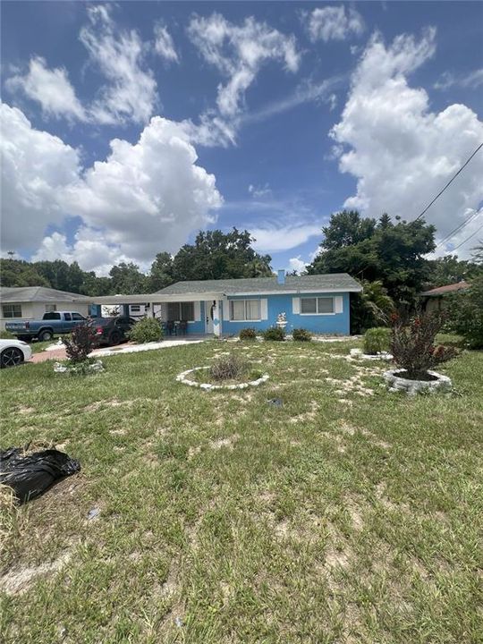 Active With Contract: $189,000 (3 beds, 3 baths, 1786 Square Feet)