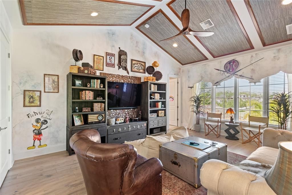 For Sale: $6,250,000 (5 beds, 4 baths, 3753 Square Feet)