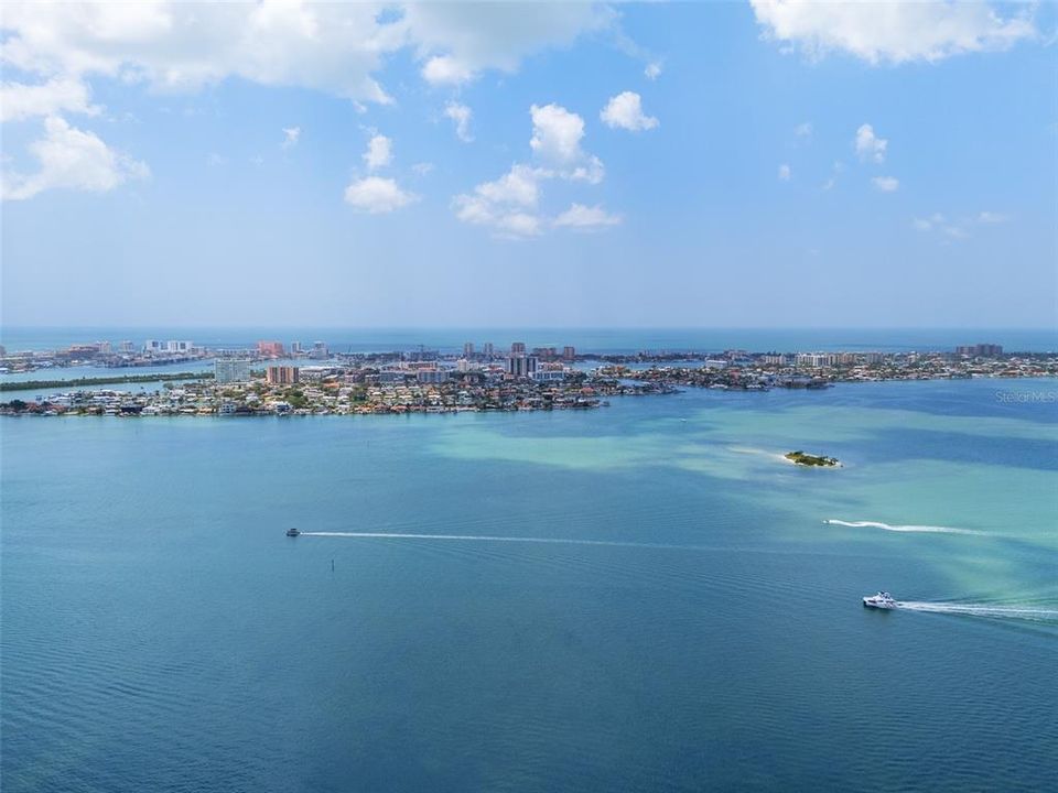 Activo con contrato: $325,000 (4 camas, 2 baños, 1248 Pies cuadrados)