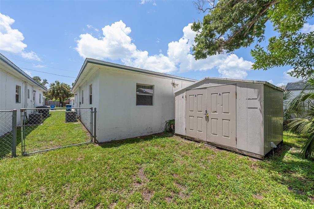 Activo con contrato: $325,000 (4 camas, 2 baños, 1248 Pies cuadrados)