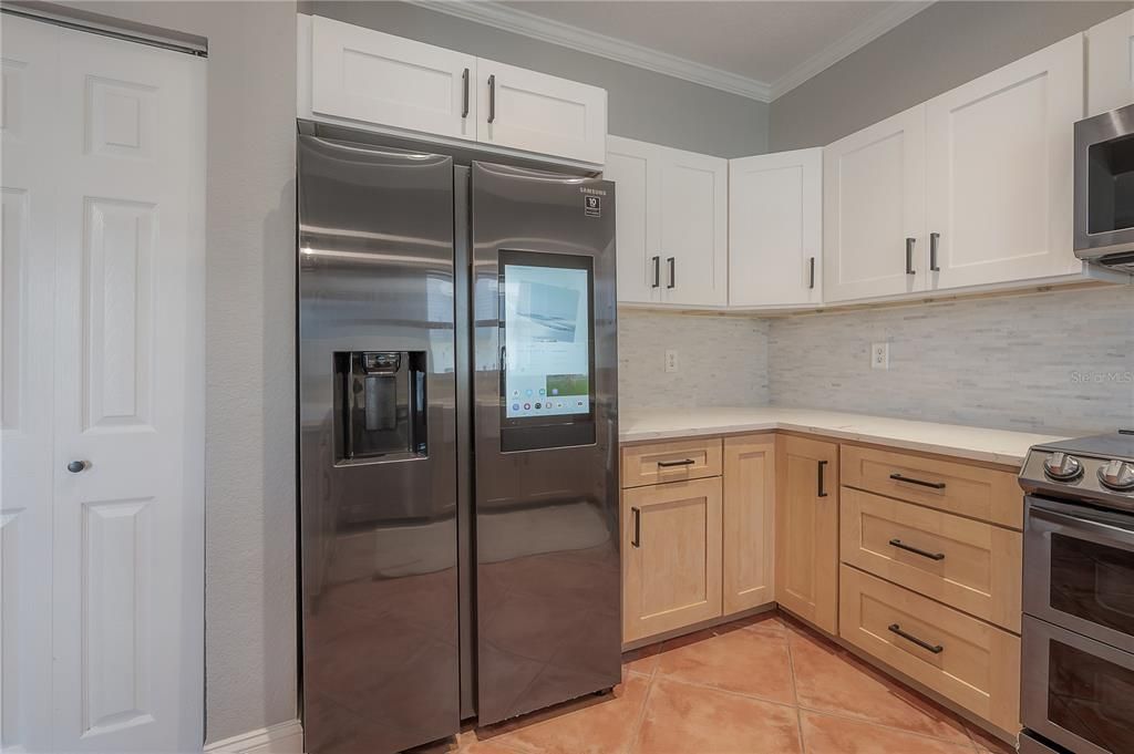 待售: $699,000 (3 贝兹, 2 浴室, 2016 平方英尺)