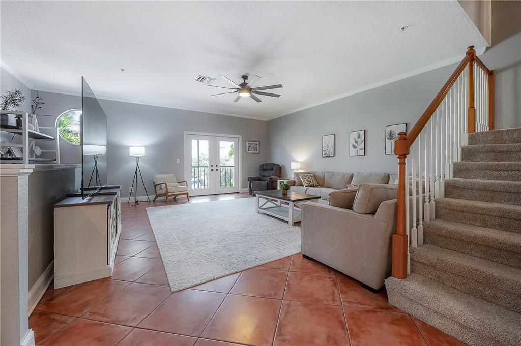 待售: $699,000 (3 贝兹, 2 浴室, 2016 平方英尺)