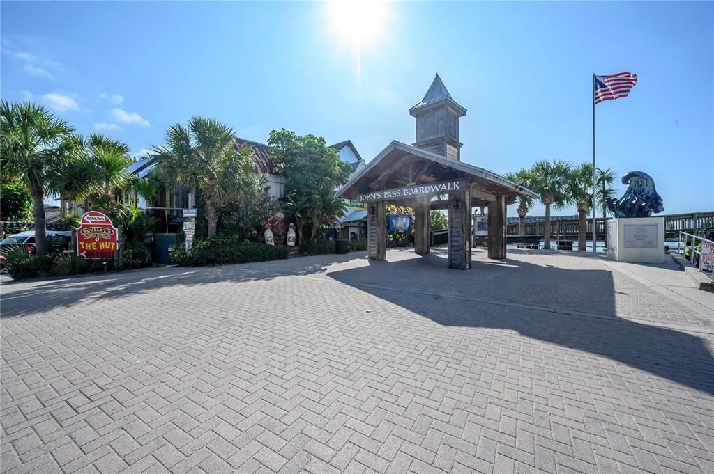 待售: $699,000 (3 贝兹, 2 浴室, 2016 平方英尺)