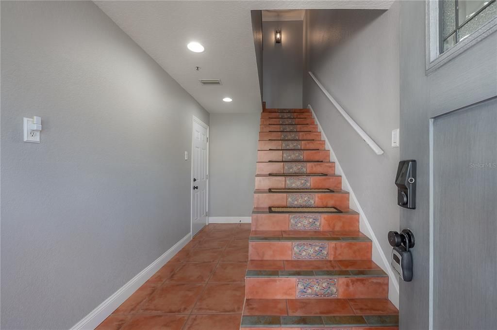 待售: $699,000 (3 贝兹, 2 浴室, 2016 平方英尺)