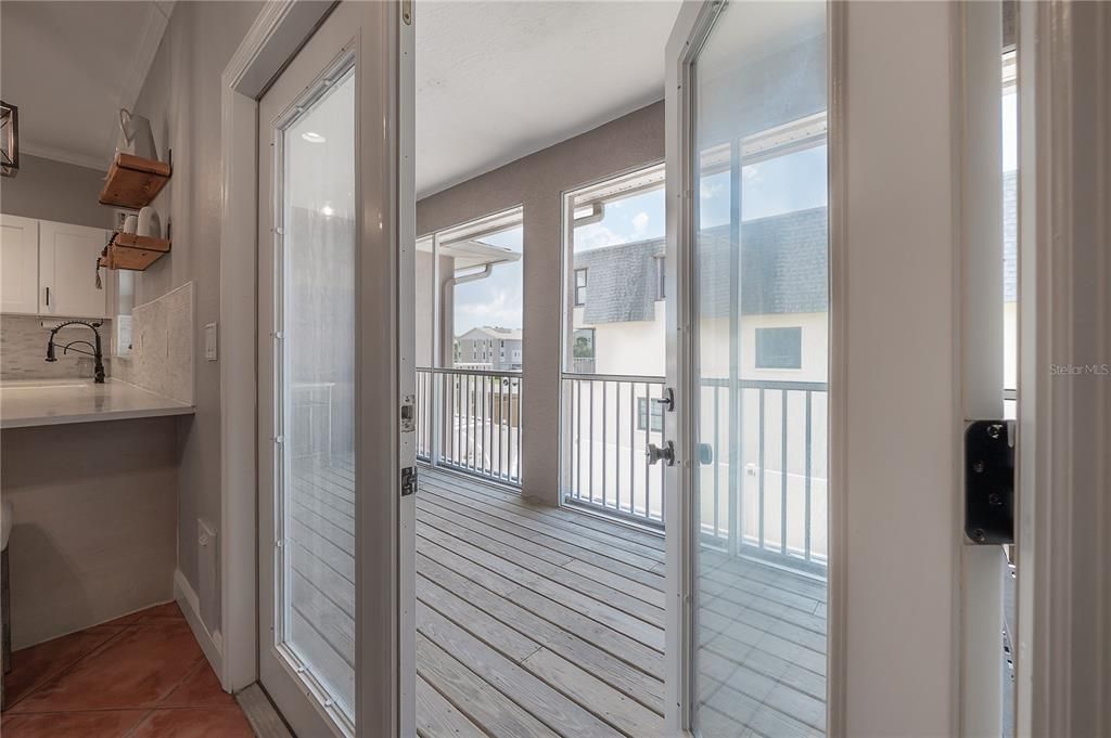 待售: $699,000 (3 贝兹, 2 浴室, 2016 平方英尺)