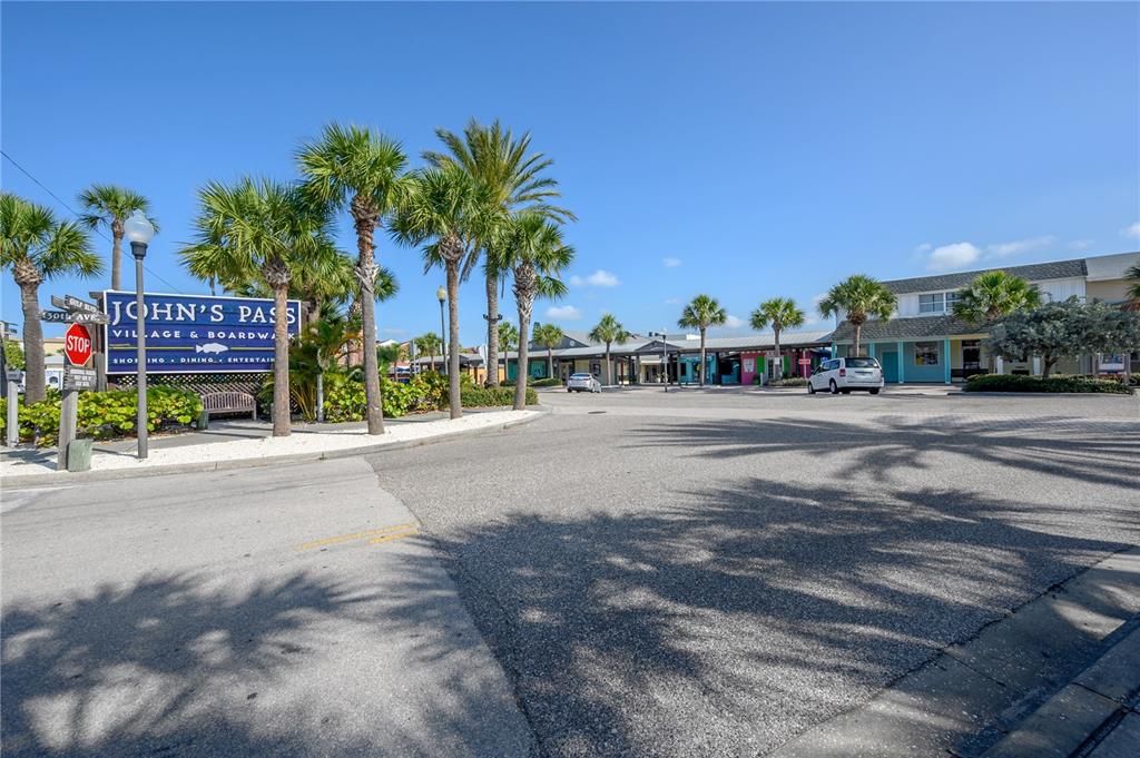 待售: $699,000 (3 贝兹, 2 浴室, 2016 平方英尺)