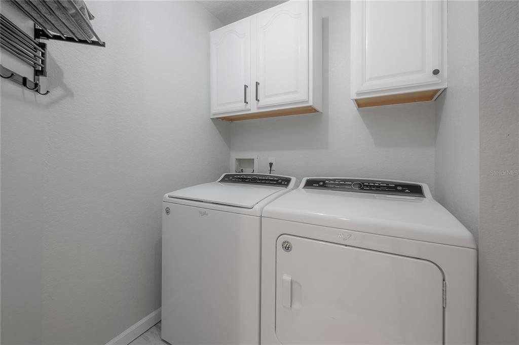 待售: $699,000 (3 贝兹, 2 浴室, 2016 平方英尺)