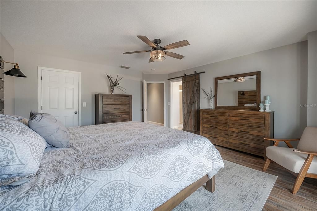 待售: $699,000 (3 贝兹, 2 浴室, 2016 平方英尺)