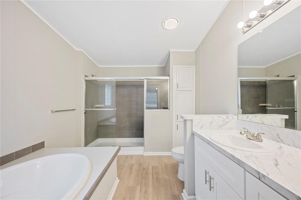 Active With Contract: $339,950 (3 beds, 2 baths, 2112 Square Feet)