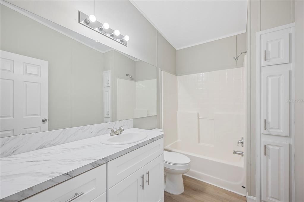 Active With Contract: $339,950 (3 beds, 2 baths, 2112 Square Feet)