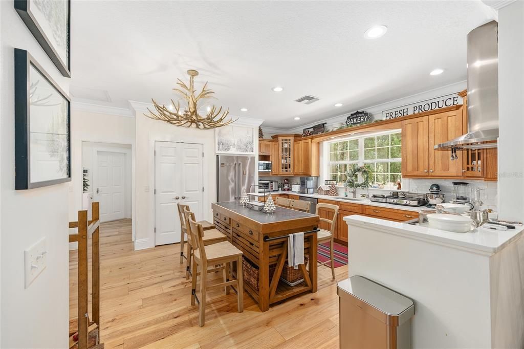 待售: $1,299,000 (3 贝兹, 2 浴室, 2742 平方英尺)