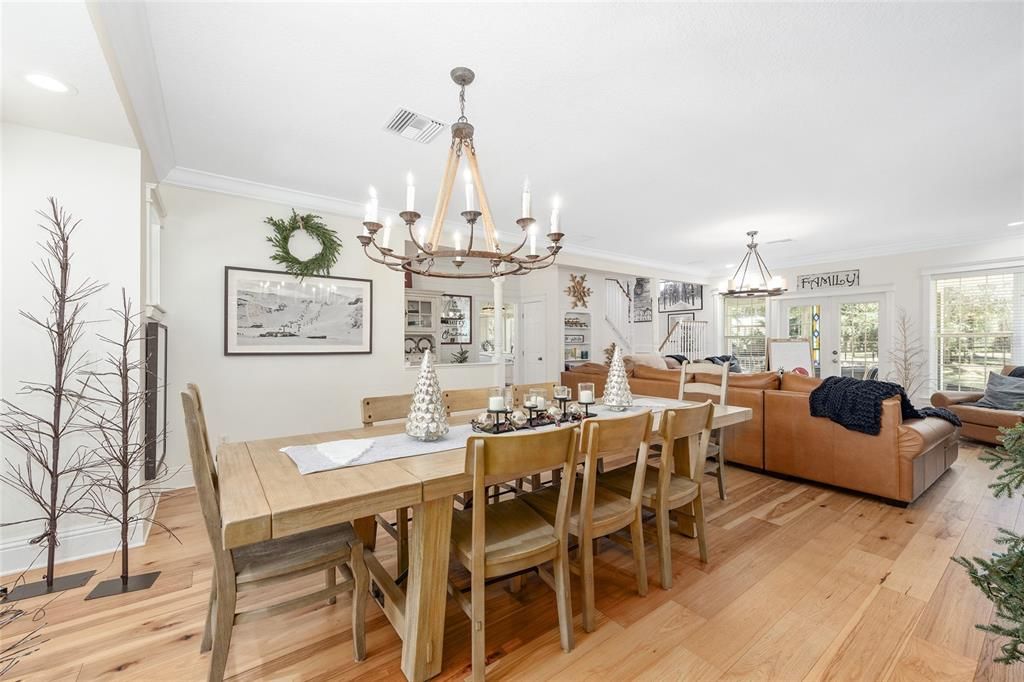 待售: $1,299,000 (3 贝兹, 2 浴室, 2742 平方英尺)