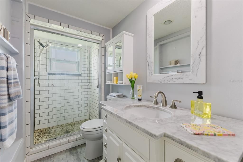 Activo con contrato: $200,000 (2 camas, 2 baños, 1035 Pies cuadrados)