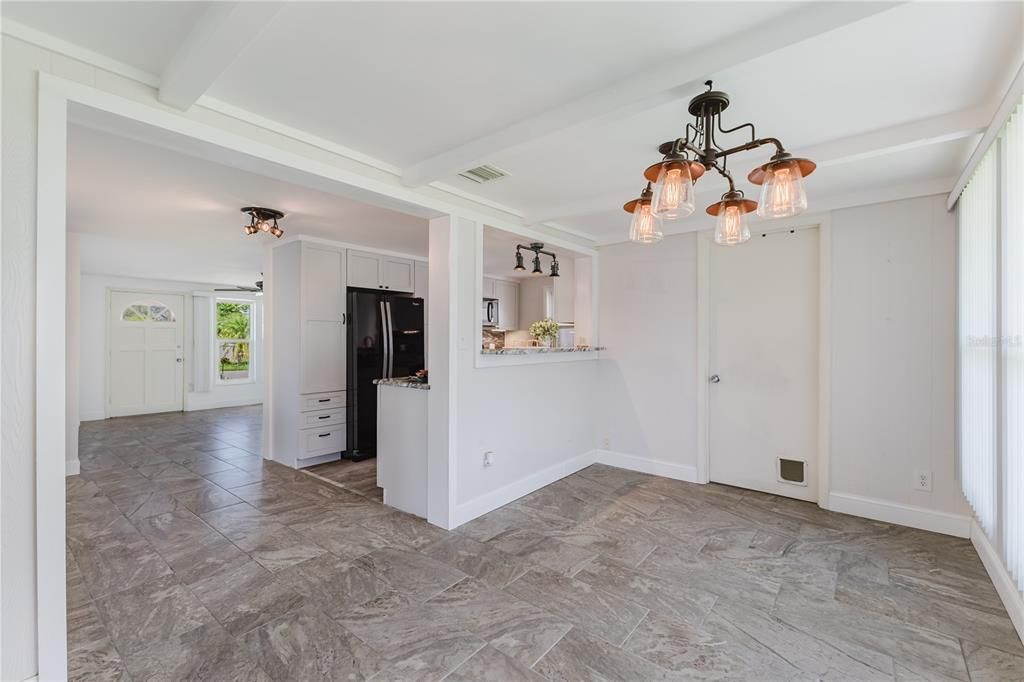 Activo con contrato: $200,000 (2 camas, 2 baños, 1035 Pies cuadrados)