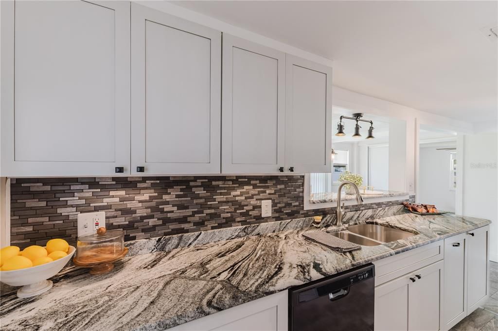 Activo con contrato: $200,000 (2 camas, 2 baños, 1035 Pies cuadrados)