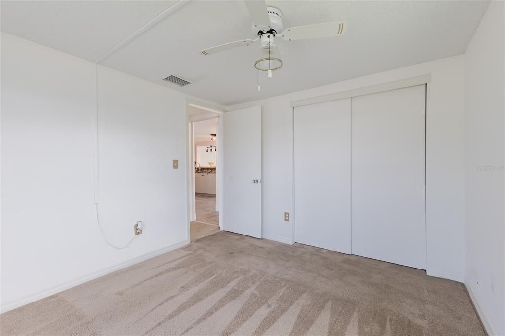 Activo con contrato: $200,000 (2 camas, 2 baños, 1035 Pies cuadrados)