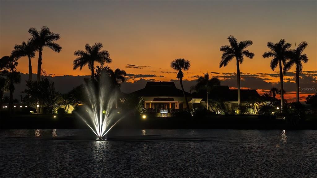 For Sale: $149,900 (2 beds, 2 baths, 1176 Square Feet)