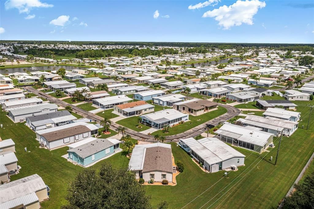 For Sale: $149,900 (2 beds, 2 baths, 1176 Square Feet)