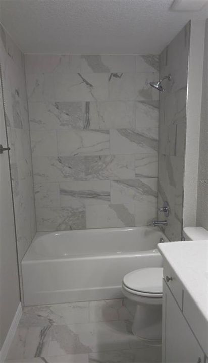 Под контрактом: $265,000 (3 спален, 2 ванн, 1400 Квадратных фут)