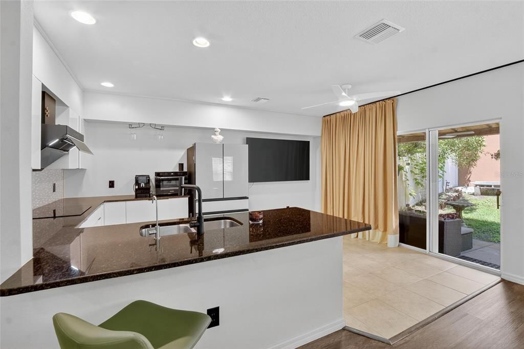 En Venta: $410,000 (3 camas, 2 baños, 1602 Pies cuadrados)