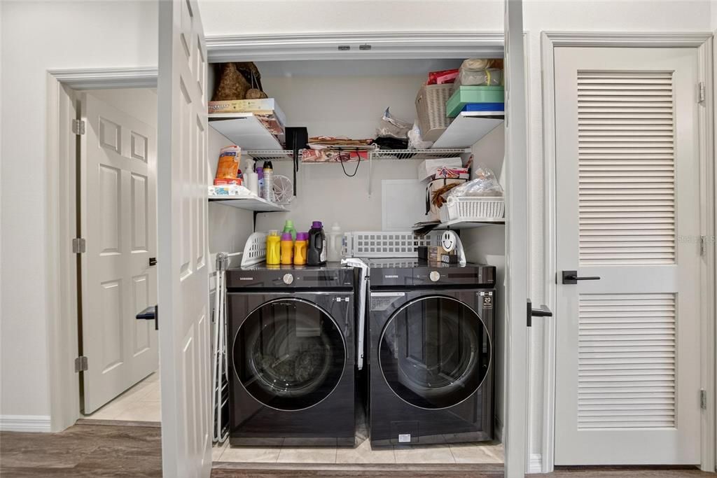 En Venta: $410,000 (3 camas, 2 baños, 1602 Pies cuadrados)